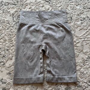Gymshark Gray Printed Biker Shorts Athletic High Waisted Size Small Women’s